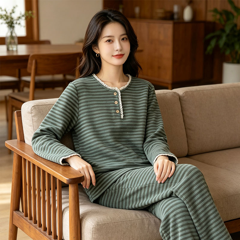 德绒条纹长袖长裤睡衣女秋冬加绒睡衣/家居服套装