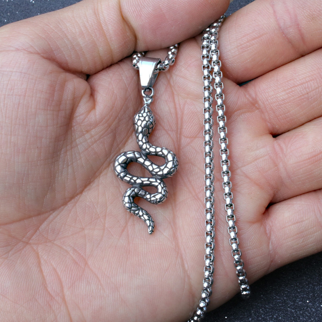 欧美时尚复古项链 霸气 动物蛇骷髅吊坠 钛钢潮人个性不锈钢链条