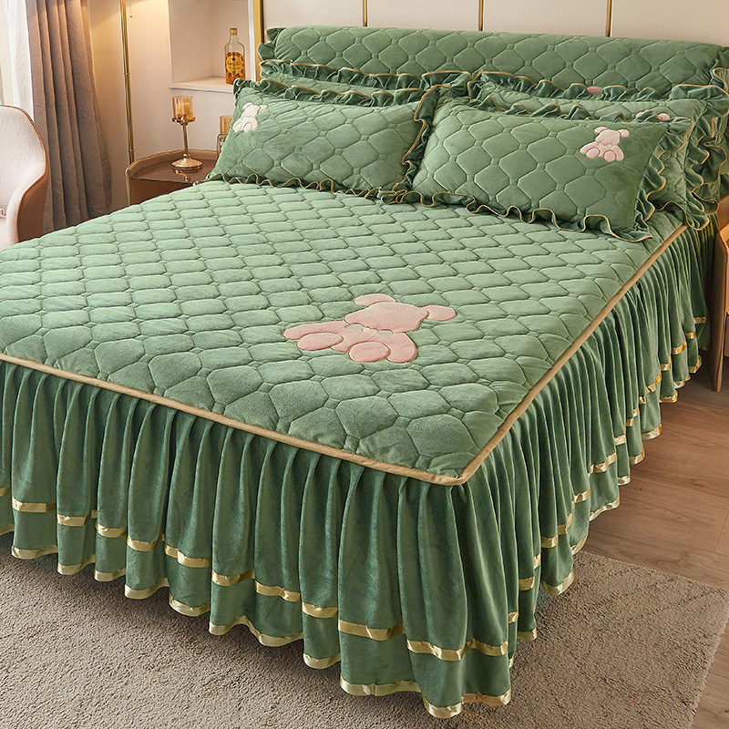 牛奶绒床裙夹棉加厚刺绣珊瑚绒床罩单件冬季保暖水晶绒床套三件套