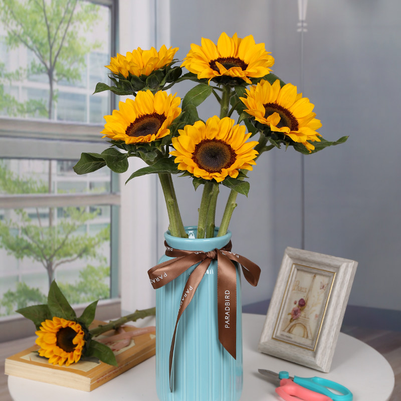 向日葵鲜花花束太阳花云南基地鲜花批发直发速递同城直批家用水养