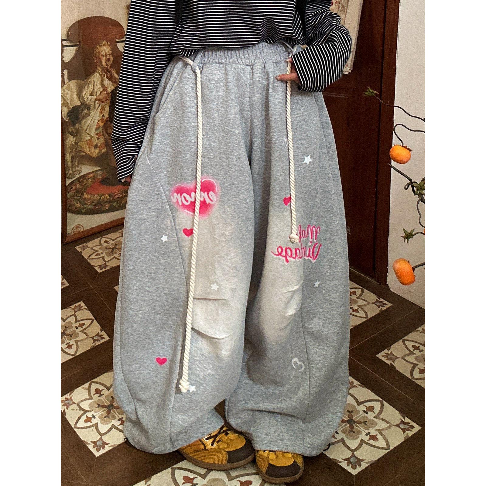 【新品买二送一】美式复古字母印花宽松抽绳卫裤女高腰直筒休闲裤,女装/女士精品,卫裤,淘宝优惠券,粉丝福利购,淘宝优惠卷