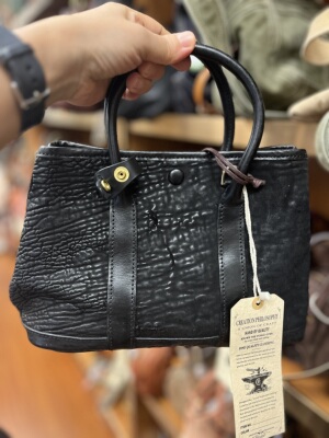 制道L11479马臀爆珠花园包手机单肩斜挎包休闲商务通勤包