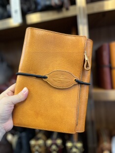 制道植鞣牛皮A5手帐本复古活页本记事本可替换会议薄记帐本