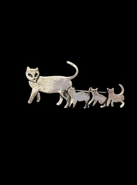 Vintage中古卡通猫咪胸针做旧银色动物文艺别针大衣胸花配饰