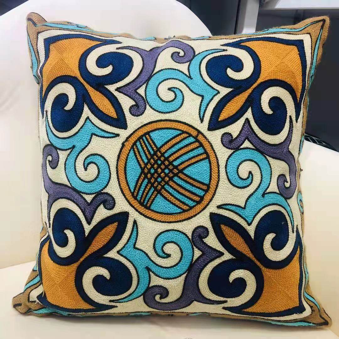 满绣厚实民族风新疆绣花抱枕沙发靠垫套图案方形sofacushioncover