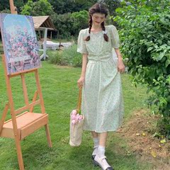 Real shot short sleeve floral dress women's summer waist close show thin temperament tuck green knee first love dress
