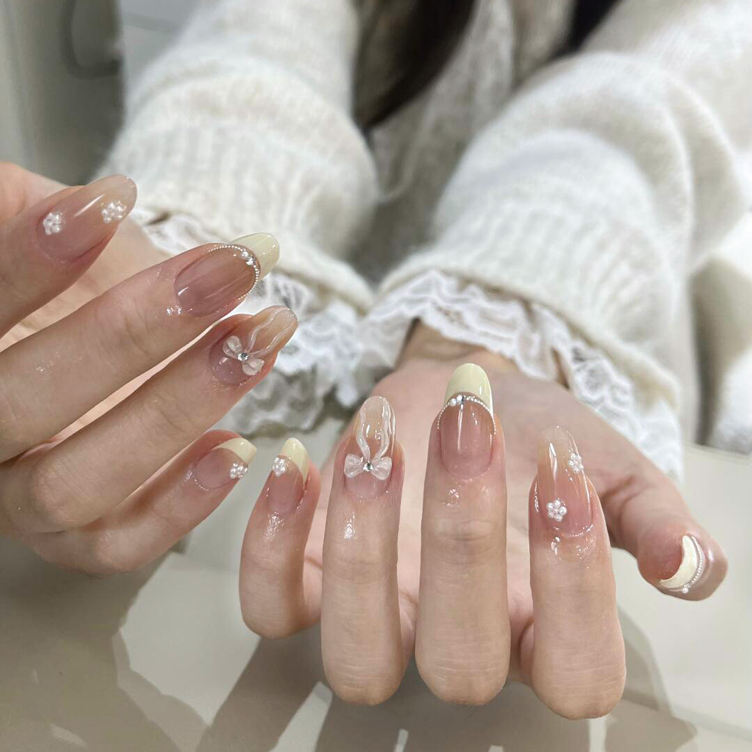 法式奶白蝴蝶钻显白美甲2025年新款纯手工穿戴甲高级感短款定制,彩妆/香水/美妆工具,穿戴甲/甲片,淘宝优惠券,粉丝福利购,淘宝优惠卷