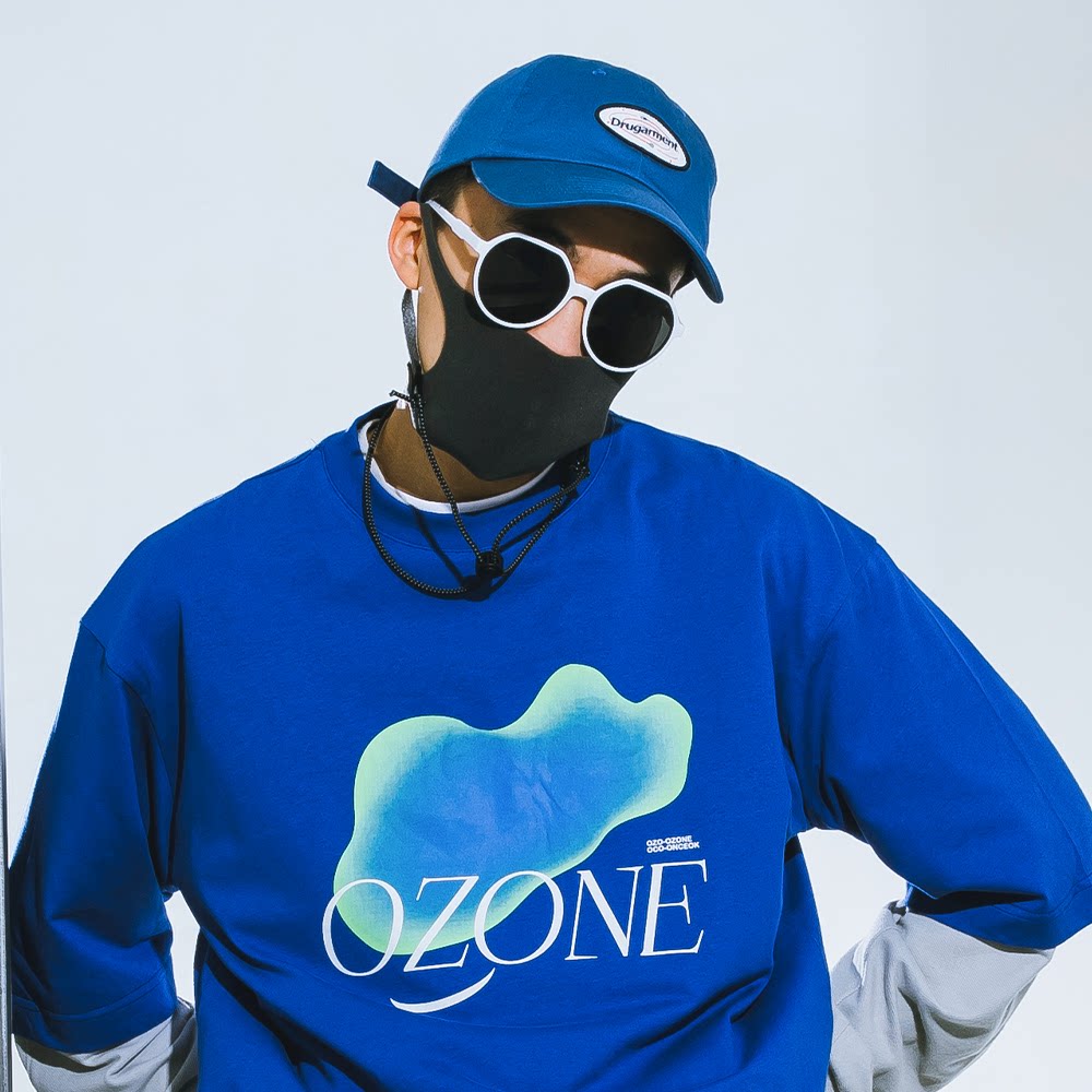 ozone臭氧空洞克莱因蓝微落肩tee五分男士短袖t恤