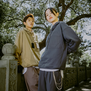 隐龙暗虎明线撞料八仙袋连帽套头青年情侣卫衣男 任选3件 249元