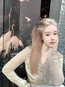 设计师xiaoliwu薄丝绒弹力V领拉链长袖 褶皱收腰显瘦 打底衫