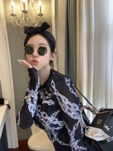 设计师nonhuman蚂蚁链条弹力丝滑皮肤衣打底衫