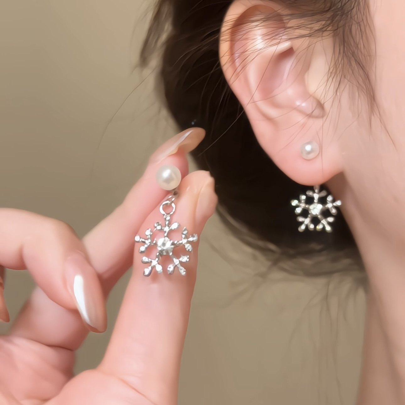 精致雪花珍珠耳钉耳环爆款高级感设计轻奢百搭通勤休闲宴会耳饰品,饰品/流行首饰/时尚饰品新,耳钉,淘宝优惠券,粉丝福利购,淘宝优惠卷