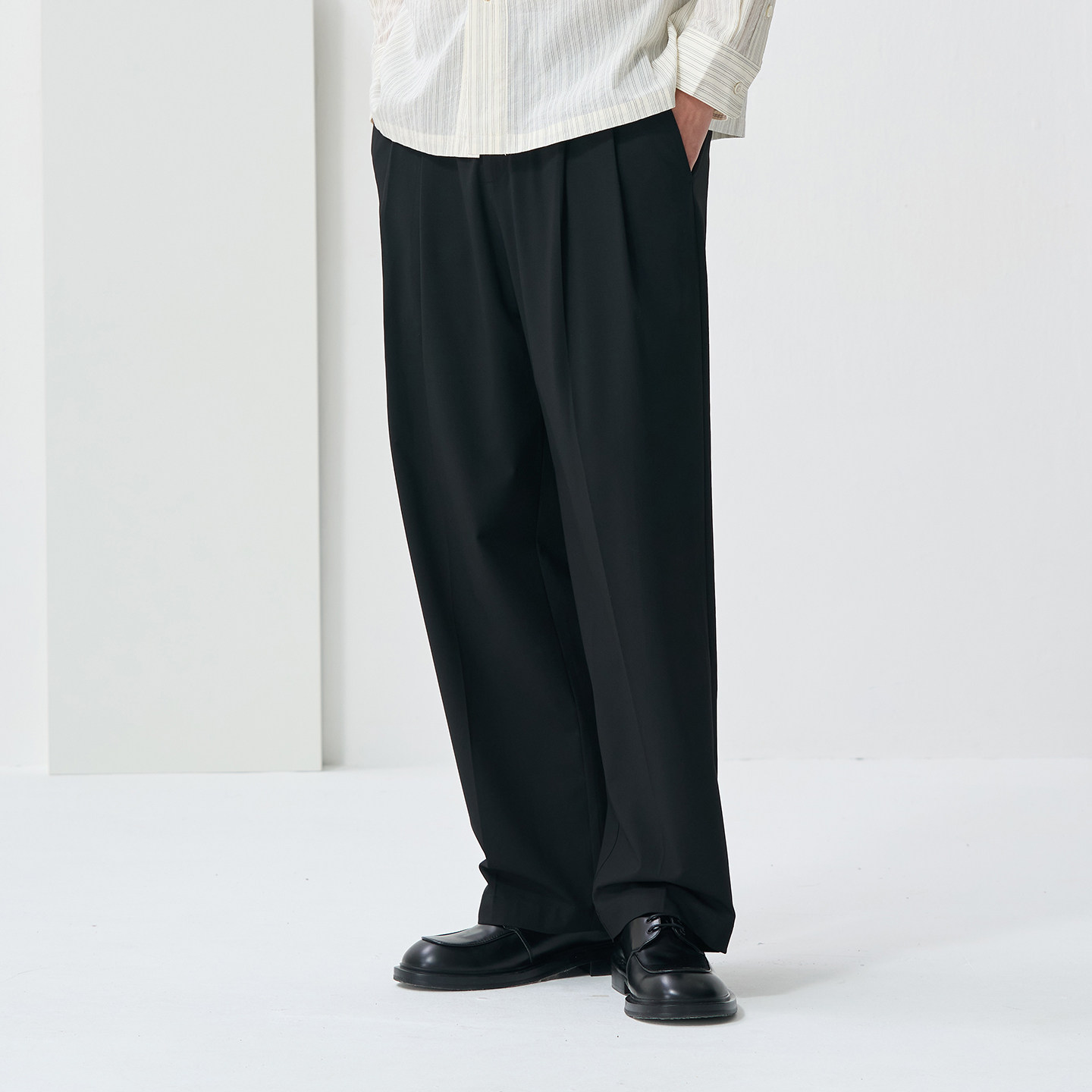 羊毛混纺春夏薄款通勤风黑色直筒裤男易打理长裤商务男士休闲裤