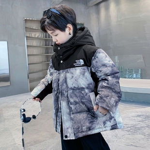 男童冬装羽绒服2026新款中大童加厚冬季男孩扎染儿童痞帅炸街外套