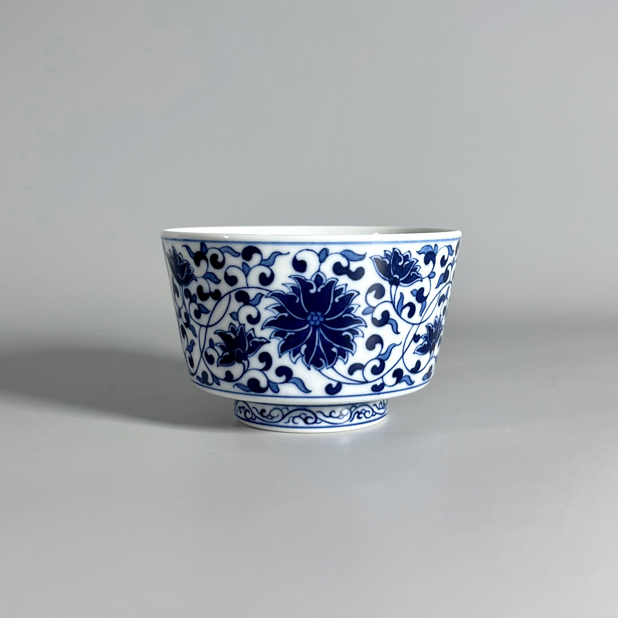 青花缠枝莲马蹄杯高足仿古主人杯品茗杯传统中式景德镇陶瓷茶器具