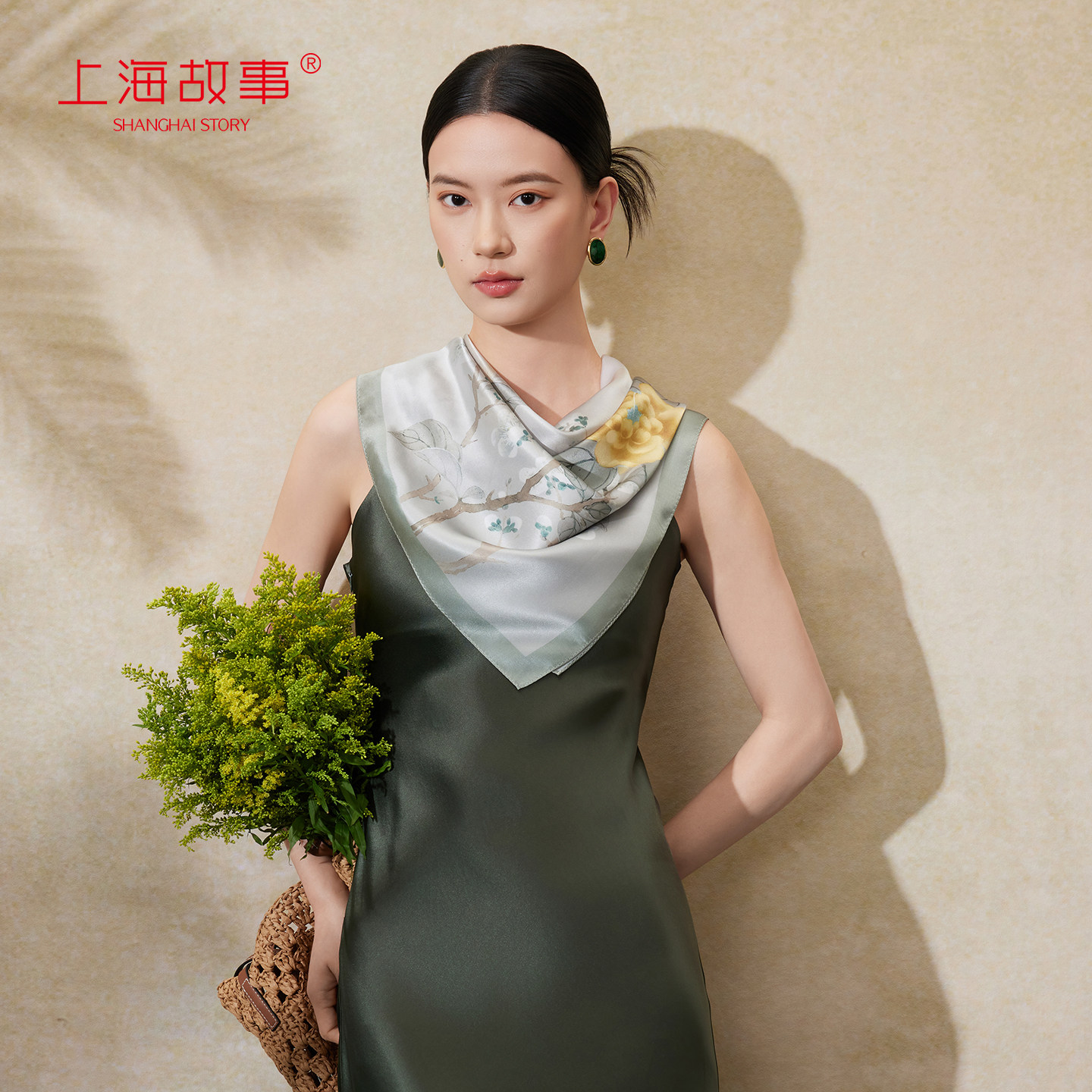 2026春季新款真丝印花桑蚕丝时尚百搭大方巾女丝巾礼盒送长辈礼物