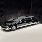 凯迪拉克弗雷德伍德Fleetwood加长版 通用原厂1 18汽车模型 礼宾车