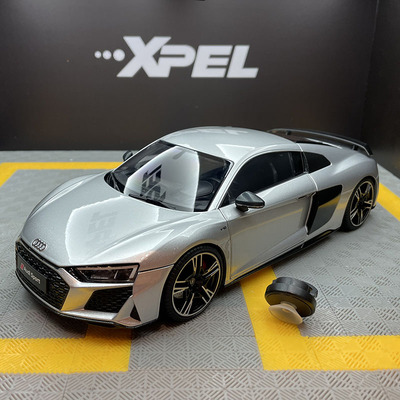 合金118奥迪R8汽车模型