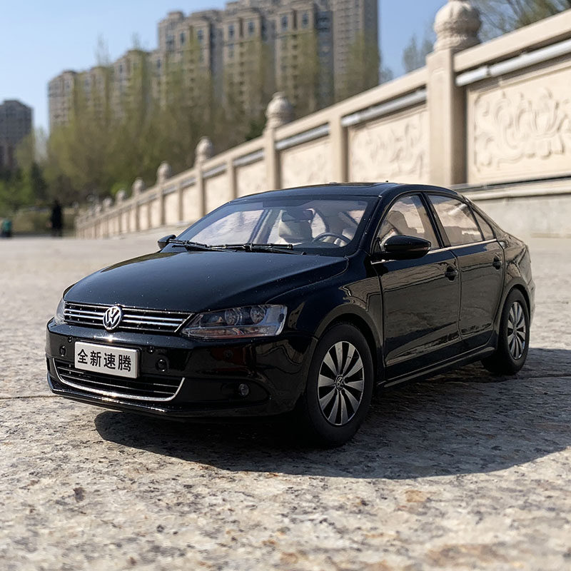 一汽原厂国产大众2012款全新速腾轿车仿真合金汽车模型1:18收藏
