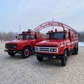 世纪龙解放CA141救援消防车1 24合金仿真汽车模型解放CA142消防车