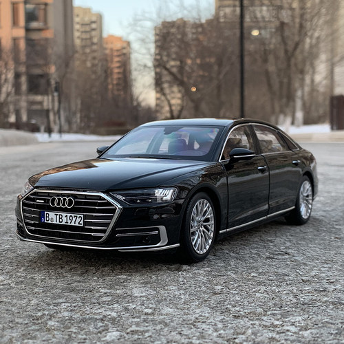 nover合金118奥迪A8L汽车模型