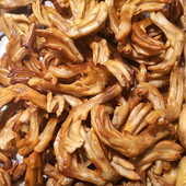 温州瑞安菜场熟食卤味熏鸭掌休闲小吃即食鸭脚即食熏鸭脚