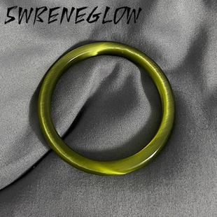 专柜品质新中式猫眼石橄榄绿手镯女复古小众高级感气质手饰送礼物