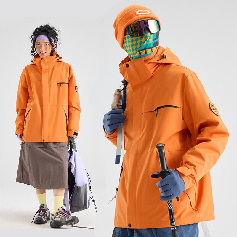 冲锋衣女户外登山服抓绒内胆防风防水三合一外套男