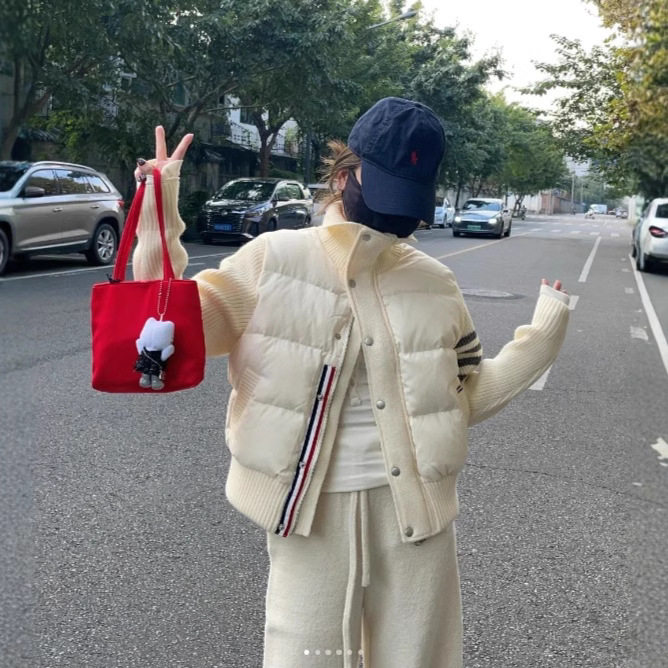 白色短款服女冬季深秋初