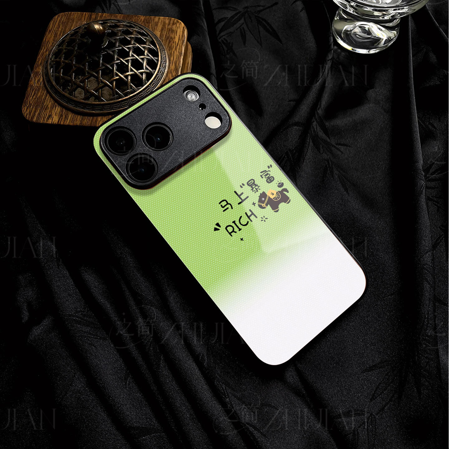 苹果17promax马年暴富hy玻璃手机壳马年新年祝福有钱适用苹果华为VIVOY300荣耀500proVIVOS20PRO三星S25PLUS