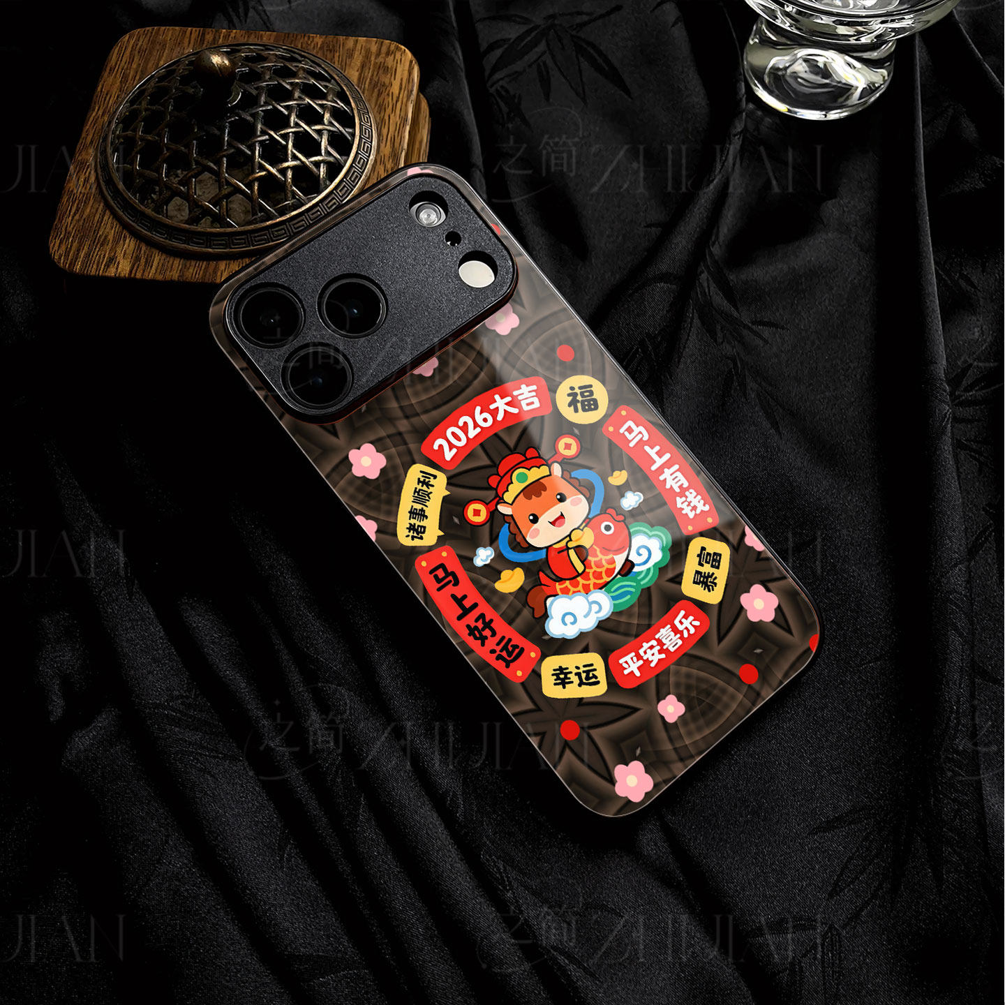 苹果17promax马年好运有钱玻璃手机壳马年新年祝福有钱适用苹果华为VIVOX200SFINDX8至尊三星S25PLUS荣耀MAGI