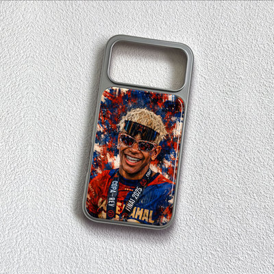 获奖肖像画手机壳大孔电镀黑框碳纤维二合一玻璃适用苹果17promax华为小米15PROPURA80PROPLUSPURA70ULTRAMAT