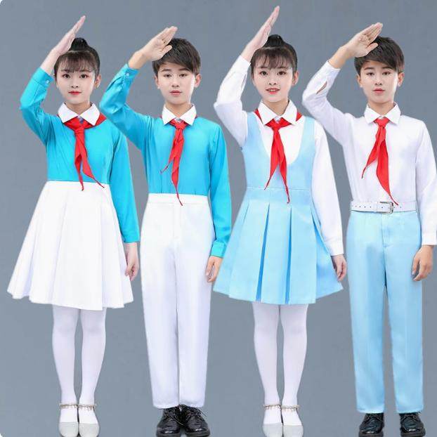 学生运动会大合唱男女学生礼服
