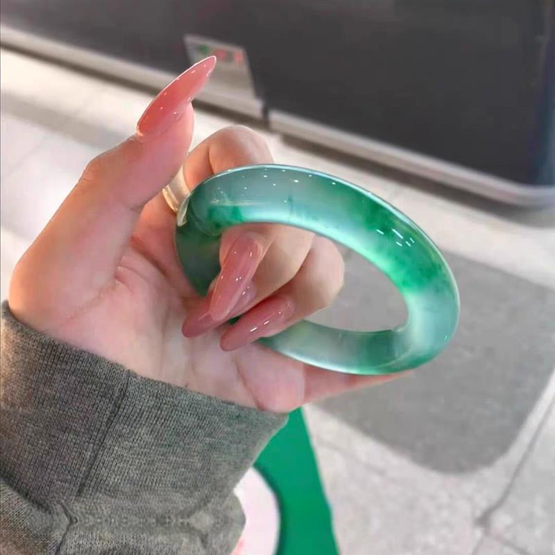 天然非洲祖母绿独龙玉镯女式圆酒吧玻璃冰种子浮花玉镯作为礼物送