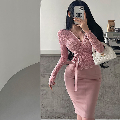 系带收腰显瘦长袖镂空蕾丝衫上衣