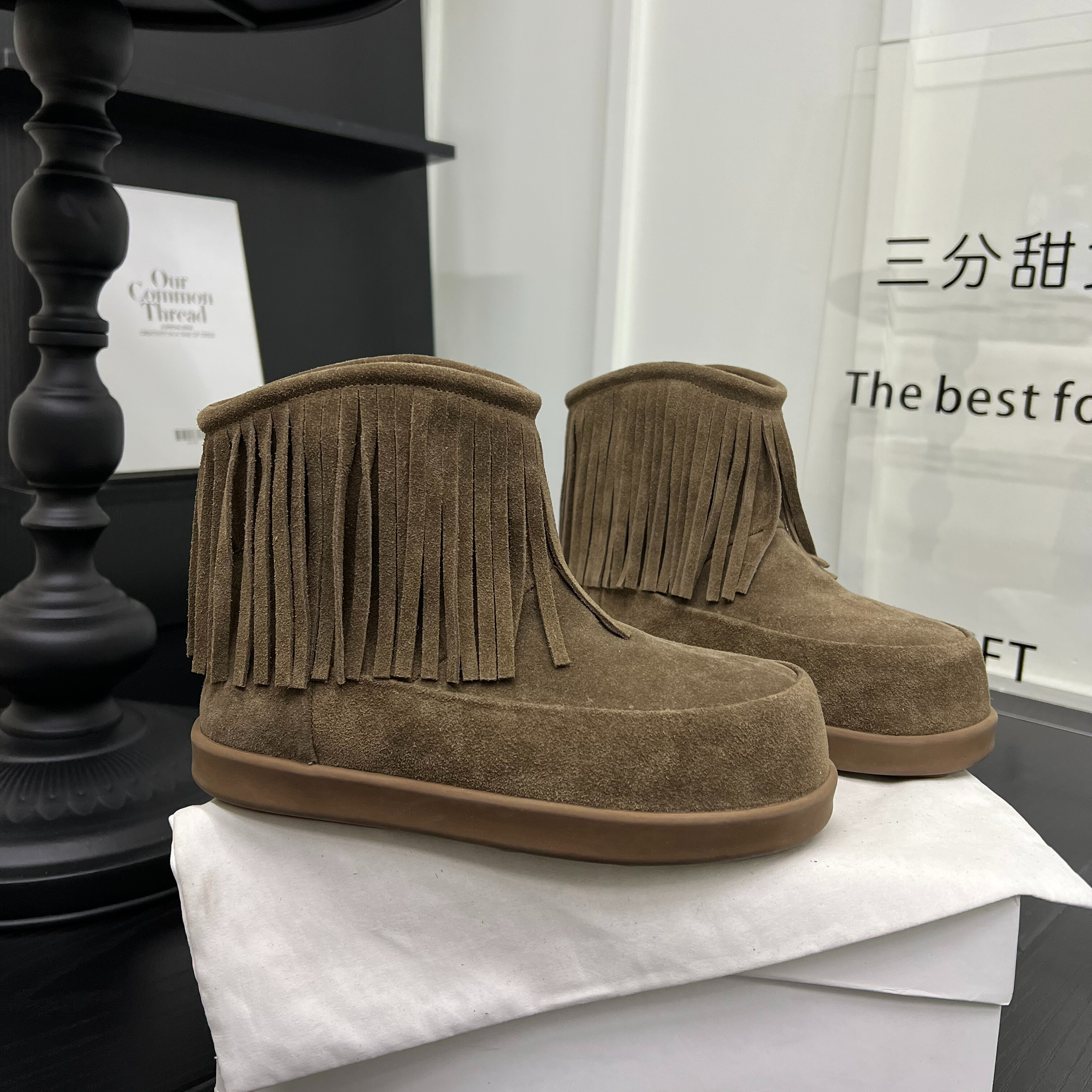 复古风磨砂皮流苏平底马丁靴女2025年时尚休闲短靴百搭加绒棉靴潮