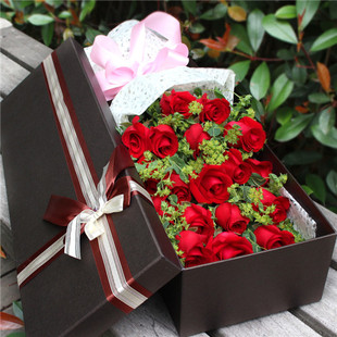 南昌鲜花礼盒花南昌速递红粉白香槟蓝花表白女朋友爱人送花上门