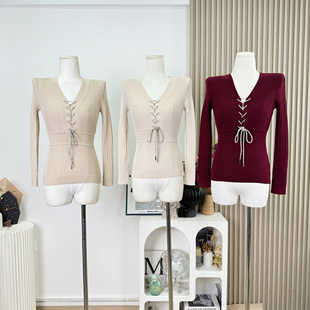 悸动氛围v领镂空亮钻系带收腰上衣