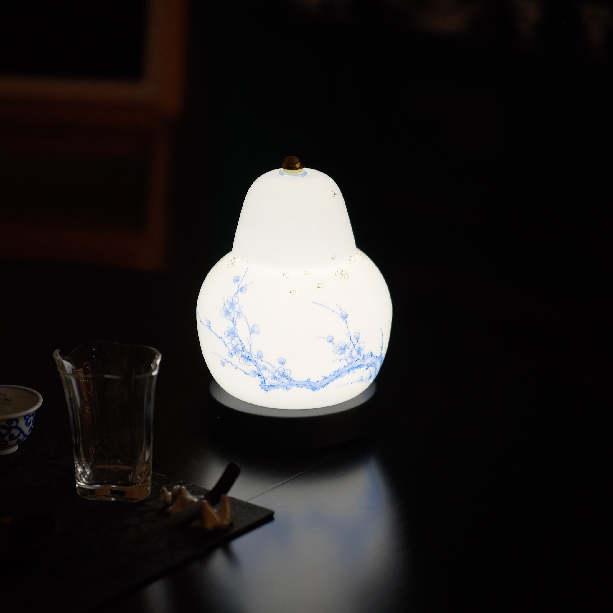念物集茶桌氛围灯充电手绘梅花
