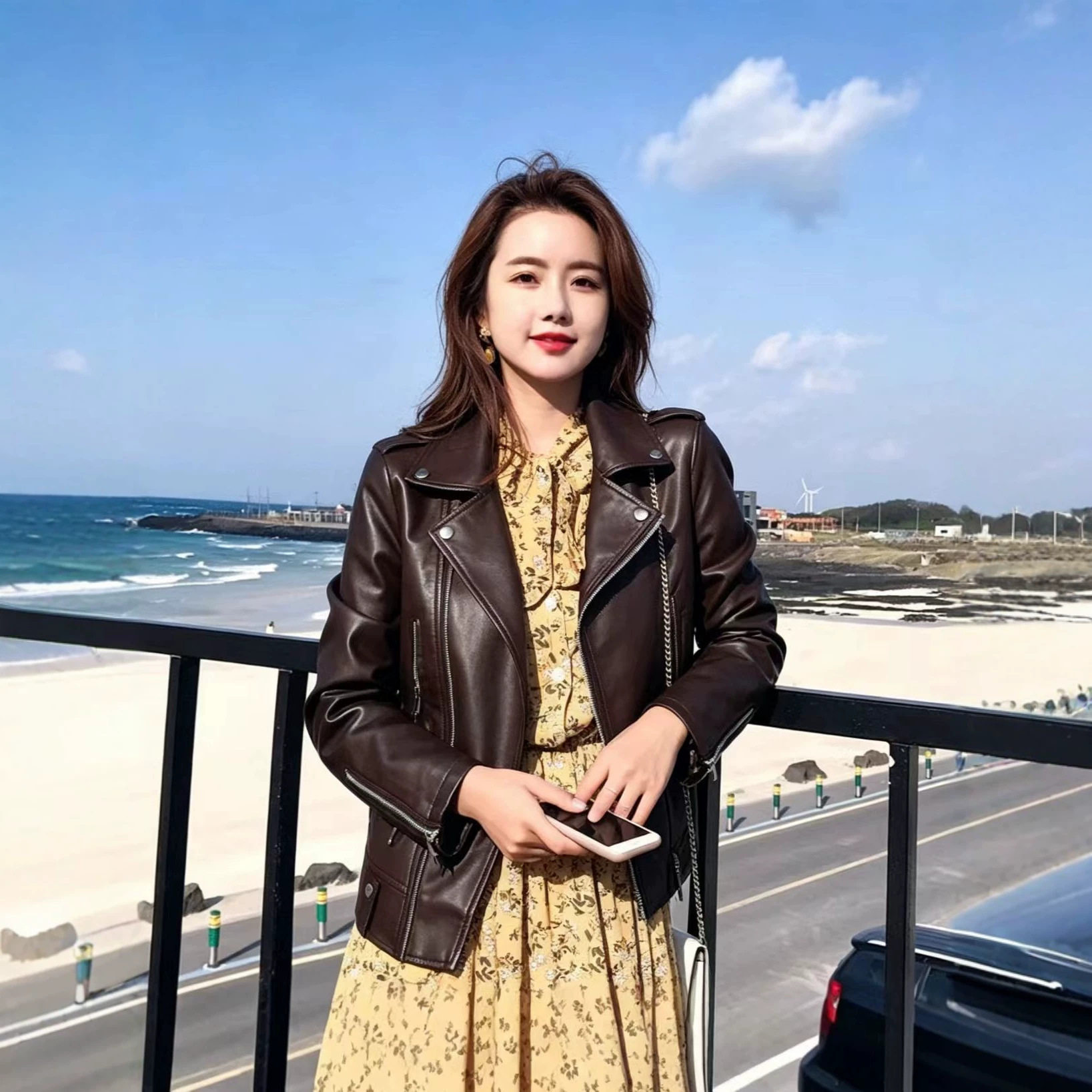 2026春秋短款港风显瘦女皮衣