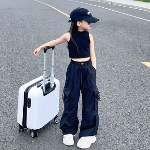 女童夏季工装裤套装2026新款中大童夏款百搭背心洋气薄款街舞裤子