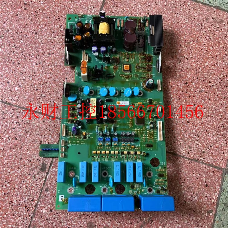 议价施耐德变频器ATV58HD64N4 ATV38HD79N4Z主55 75KW电源板驱￥