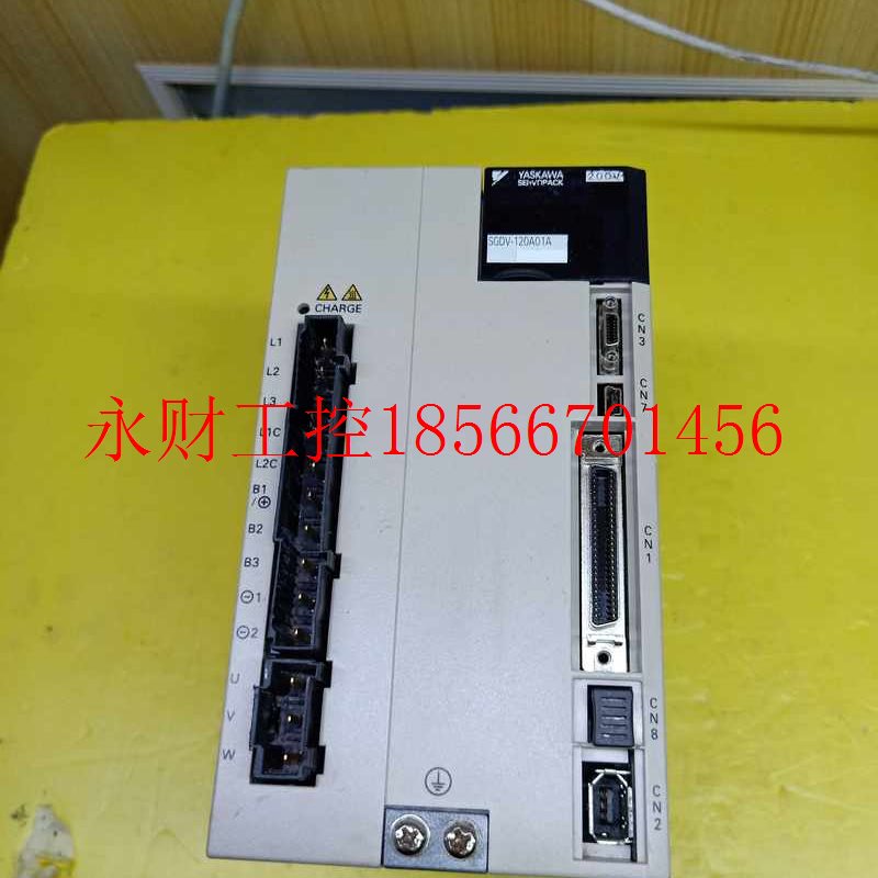 议价安川SGDV-120A01A002000九成新 ￥