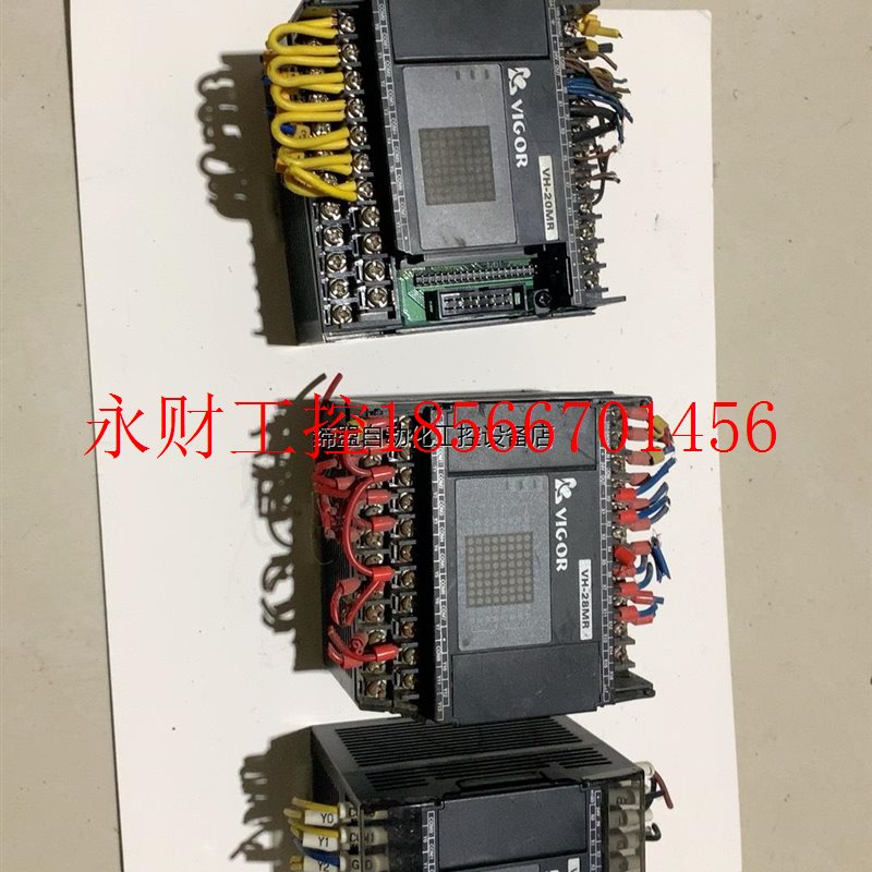 议价丰炜PLC二台打包,有破损,功能不包,不包邮。二个一起100￥