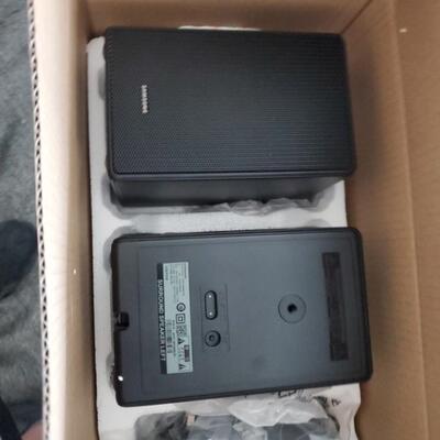 Samsung天空环绕无线后置音箱