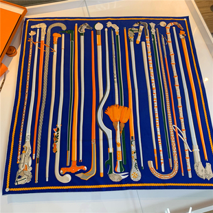 蓝色春秋韩国网红印花多功能丝巾披肩新款夏季抹胸围巾大方巾女薄