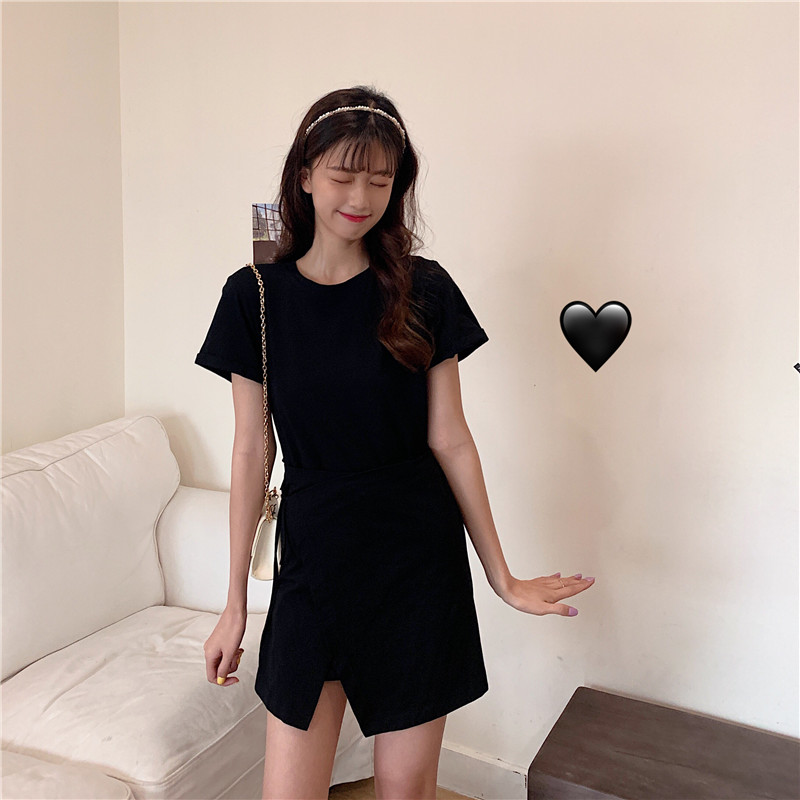 Real shot Hepburn wind machine black T-shirt skirt Korean waist slim mid long dress