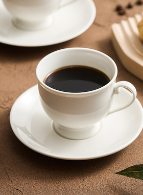 外贸出口欧式咖啡杯碟陶瓷白色新骨瓷釉下彩挂耳浓缩咖啡杯定制