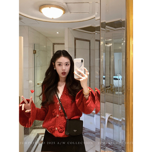 草莓跳 复古羊毛立体玫瑰v领针织开衫女秋季设计感显瘦毛衣外套