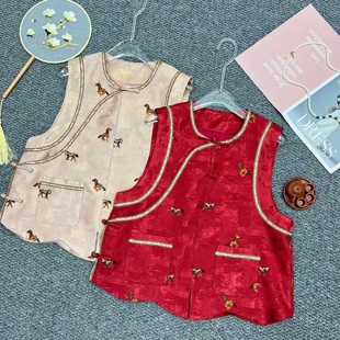 南油精品2026春季新款新中式国风复古高级感轻奢温柔小马刺绣马甲